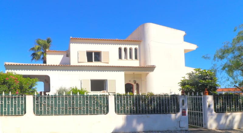 The villa's entrance and gate